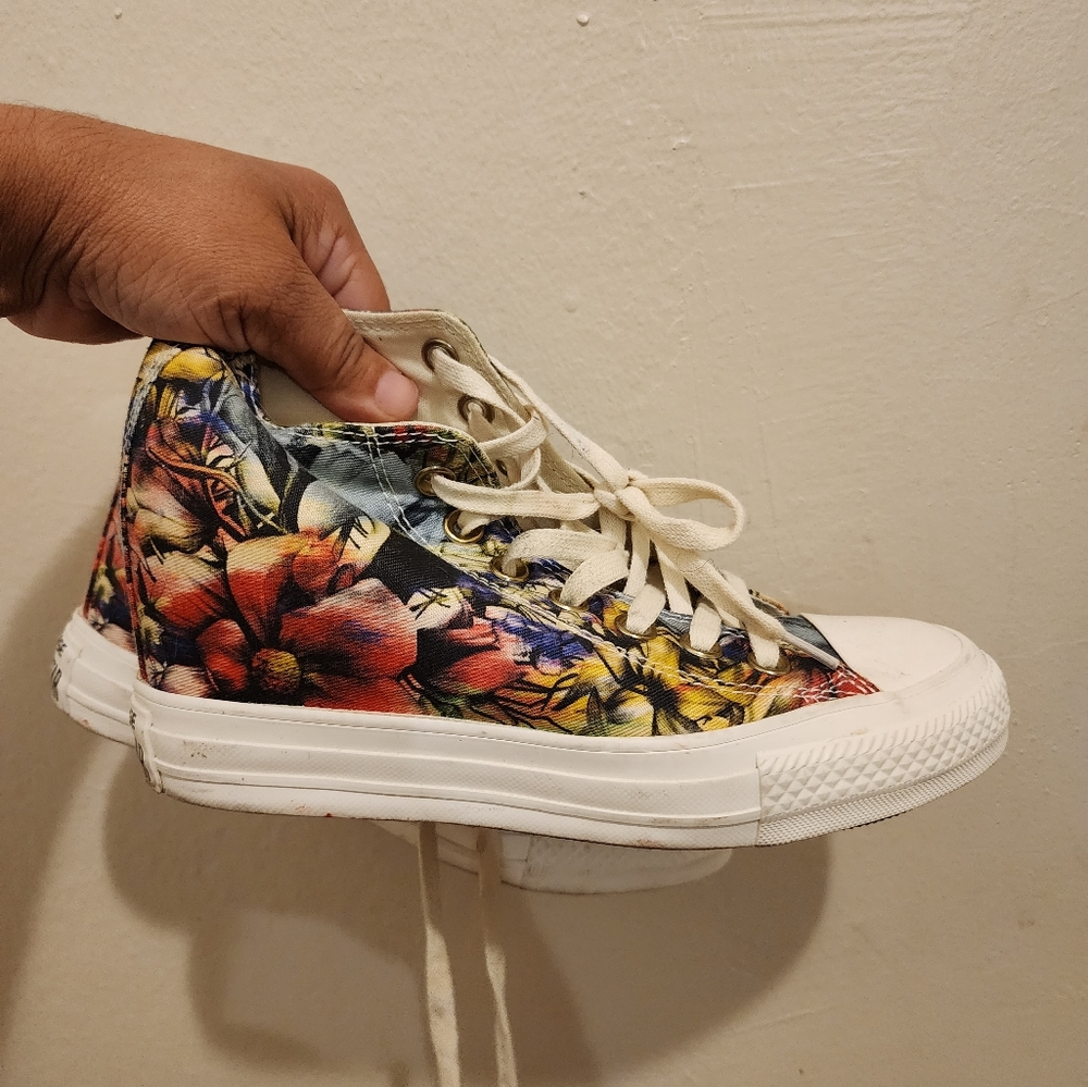 Converse with wedge/ hidden heel Floral